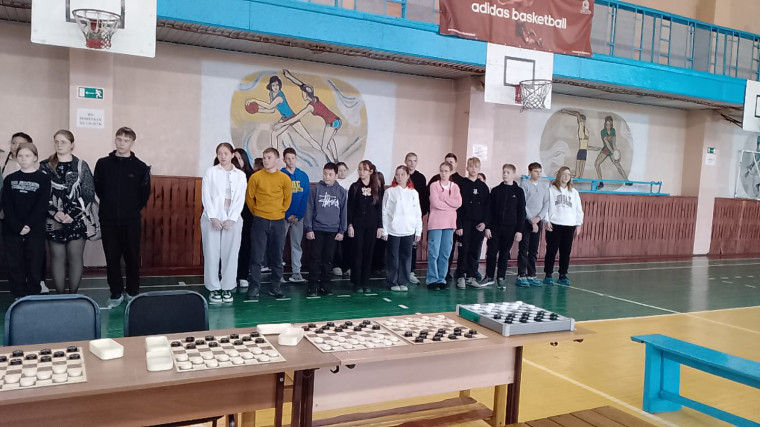Поздравляем призеров соревнований по шашкам.